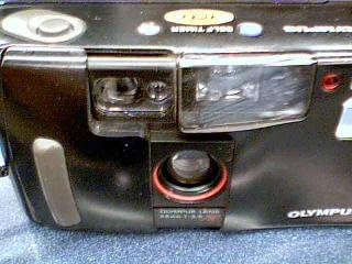 Olympus Infinity Jr 35mm Point and Shoot Film Camera w/ 35mm F3.5 lens. (Renewed)