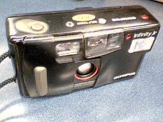 Olympus Infinity Jr 35mm Point and Shoot Film Camera w/ 35mm F3.5 lens. (Renewed)