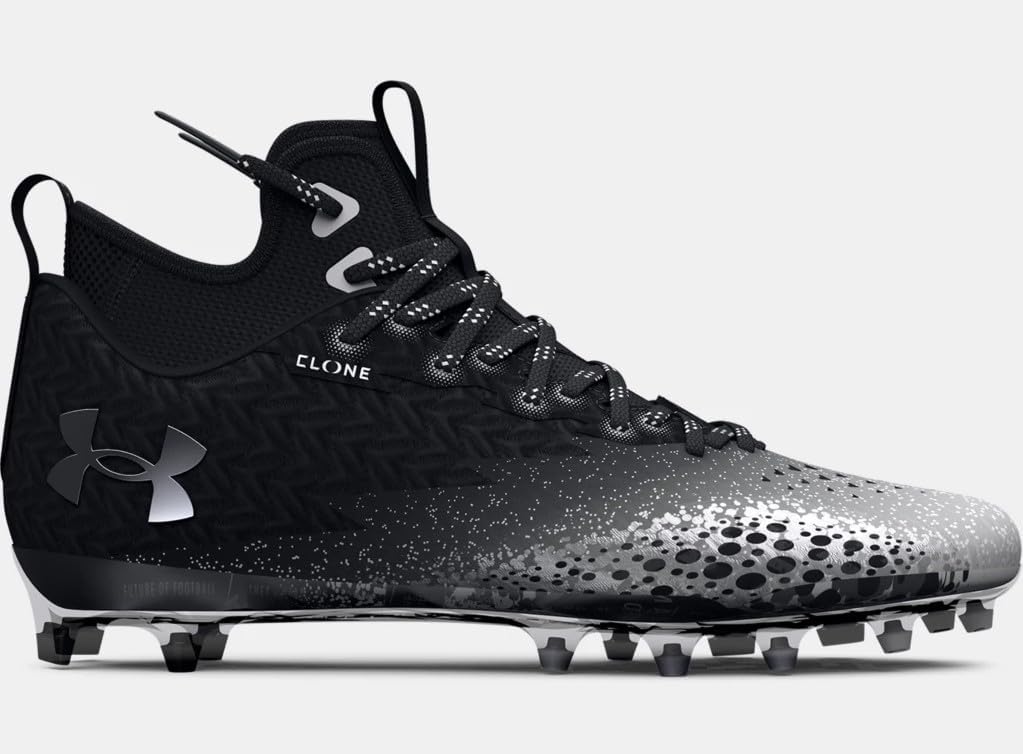 Under Armour Women's Spotlight Clone MC Football Cleats