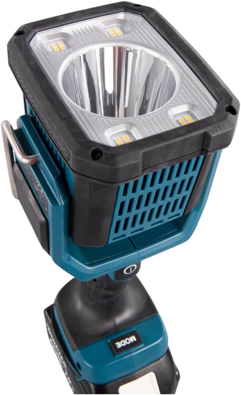 Makita DML812 18V LXT® Lithium-Ion Cordless L.E.D. Flashlight/Spotlight, Light Only
