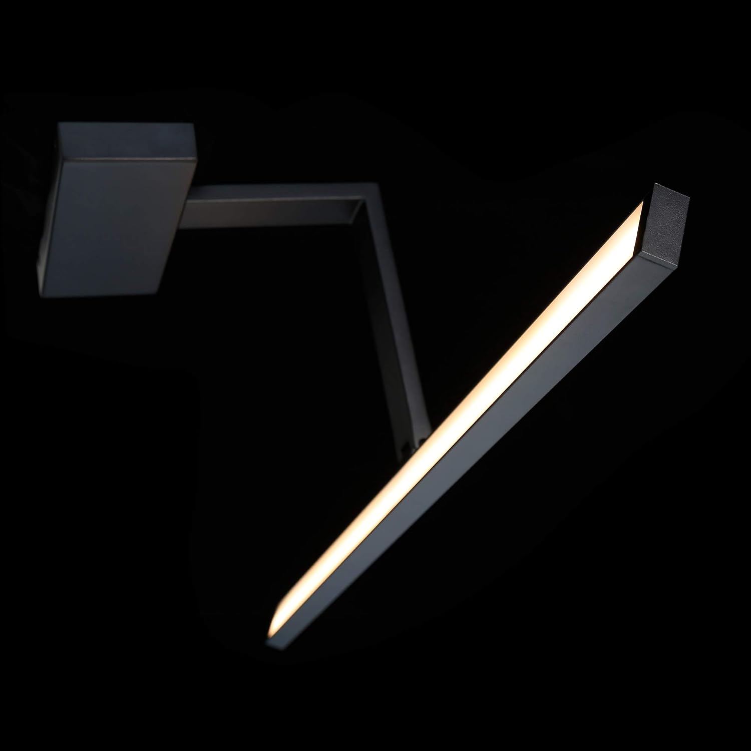 WAC Lighting dweLED, Uptown 25in LED Adjustable Picture Light 3000K in Black