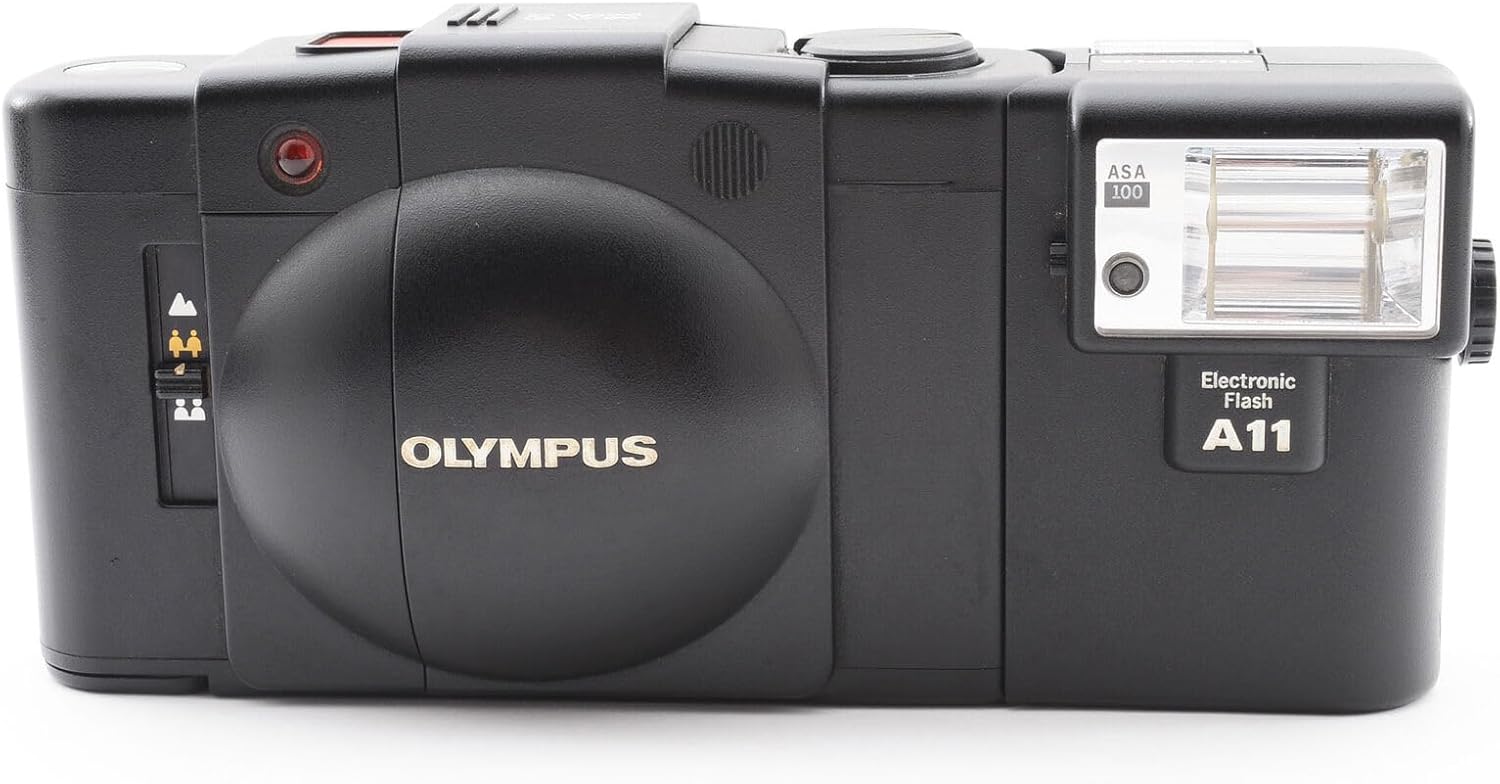 Olympus XA2 35MM Rangefinder film camera with Flash attachment. For Color & B&W film (Renewed)