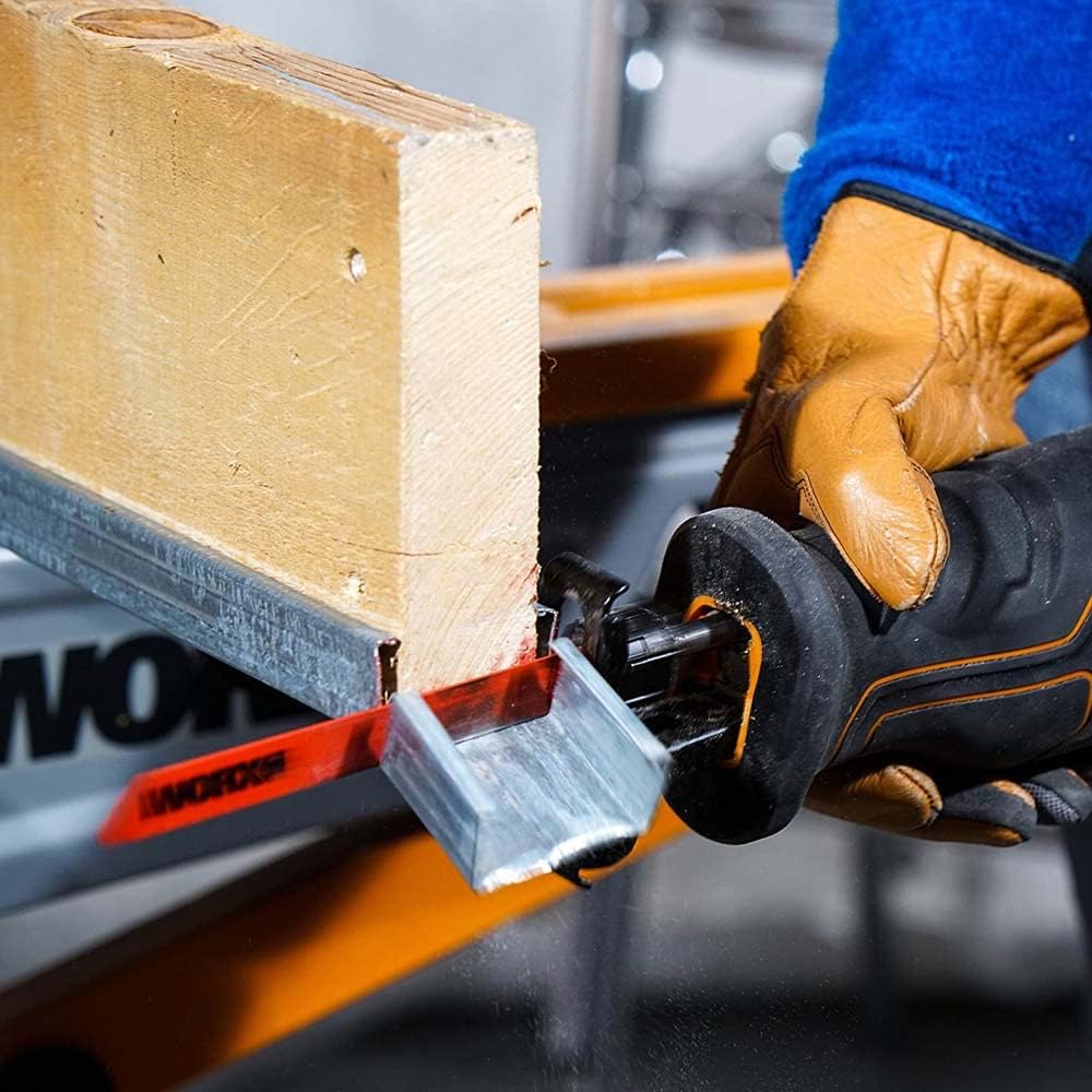 WORX WX500.9 Cordless Reciprocating Saw 20 V - Battery Saw for Cutting Wood, PVC, Steel etc. - Adjustable Base Plate, Variable Speed - Without Battery and Charger