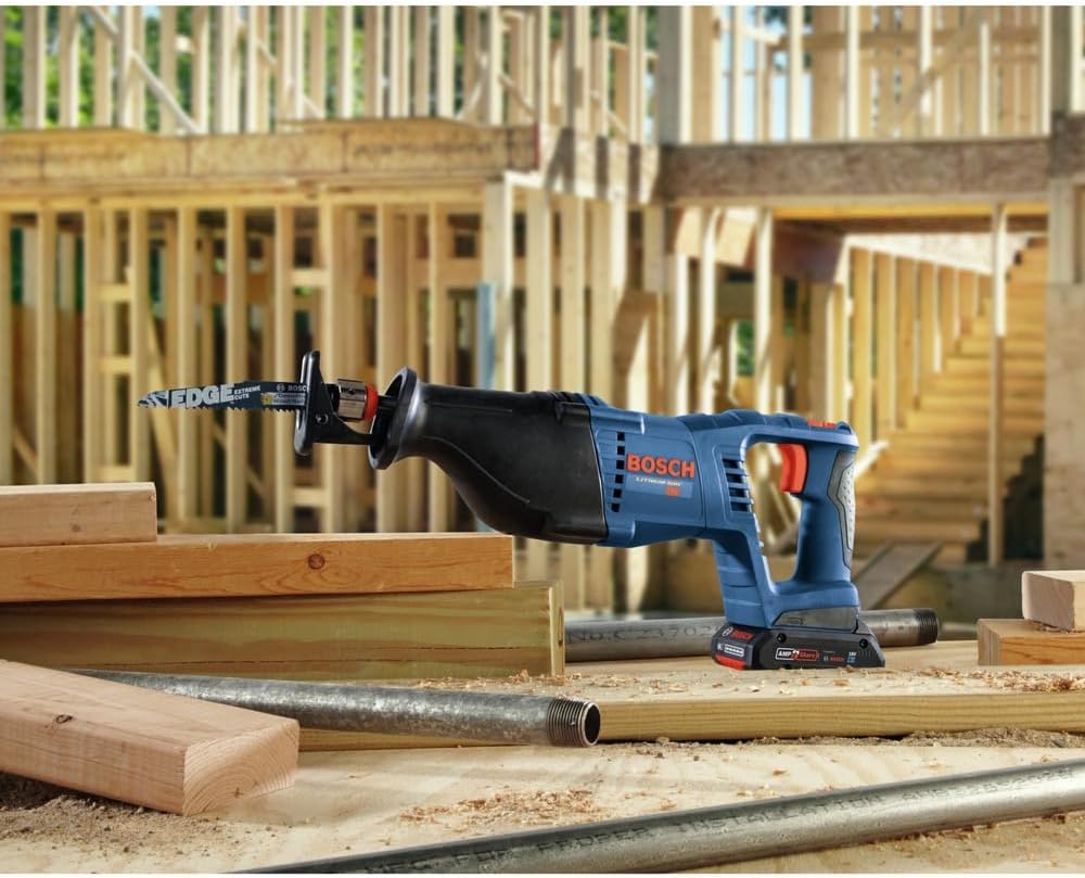Bosch CRS180-B15-RT 18V 1-1/8-Inch D-Handle Reciprocating Saw Kit with CORE18V 4.0 Ah Compact Battery (Renewed)