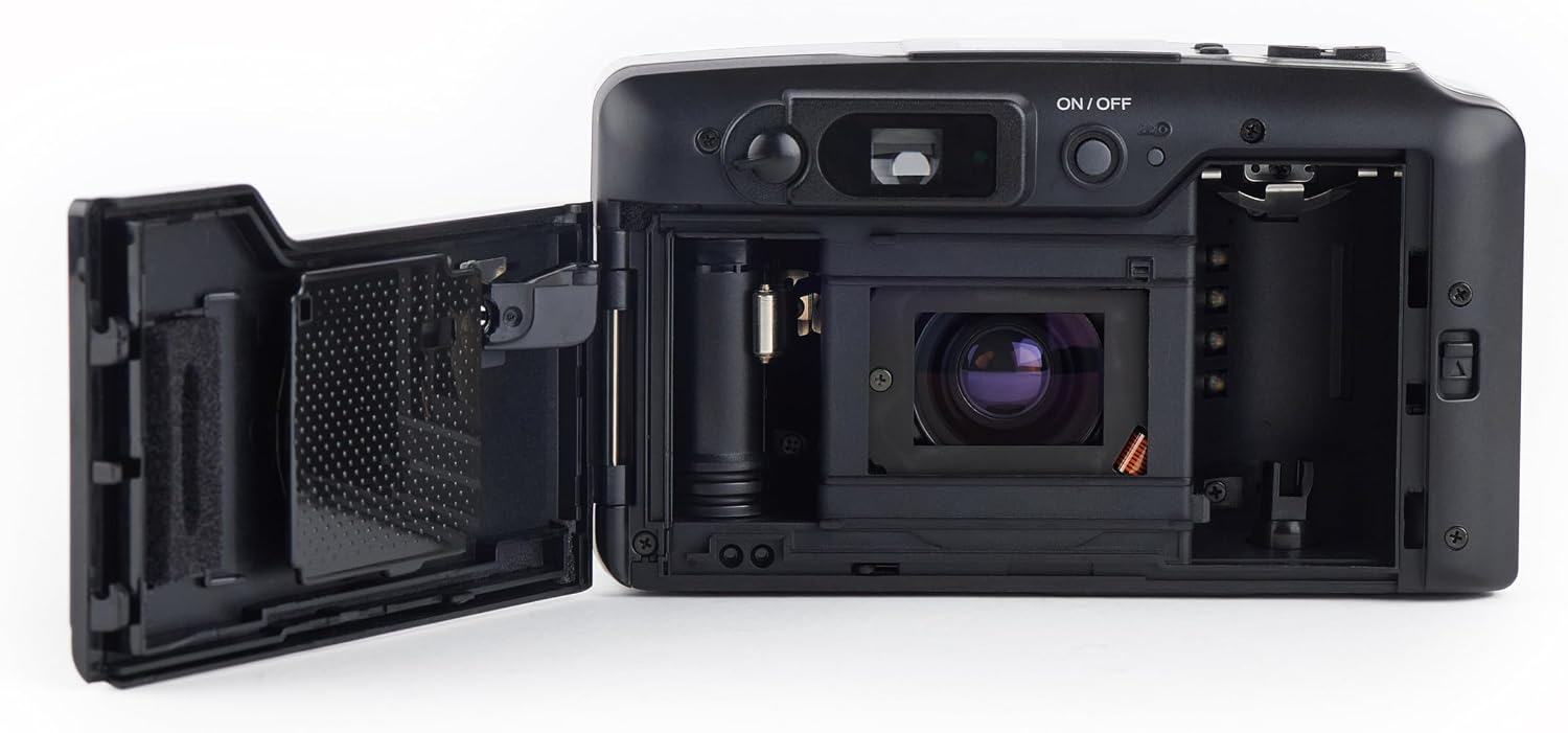 Olympus Superzoom 115 35mm Point & Shoot Film Camera – Compact Zoom Lens, Autofocus, Built-in Flash – Vintage Analog Camera for 35mm Film (Renewed)