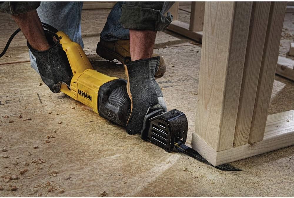 DEWALT DWE305R 12.0 Amp Reciprocating Saw (Renewed)