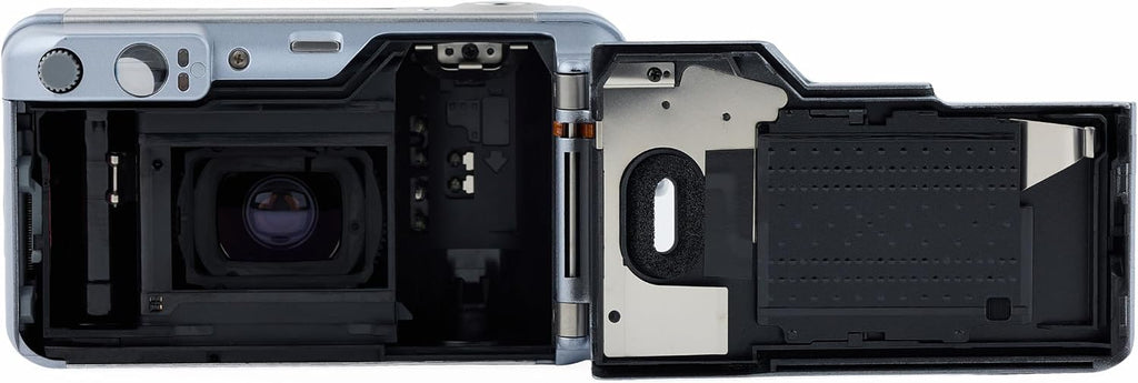Canon 130u Sure Shot 35mm Camera Quartz Date Camera Kit