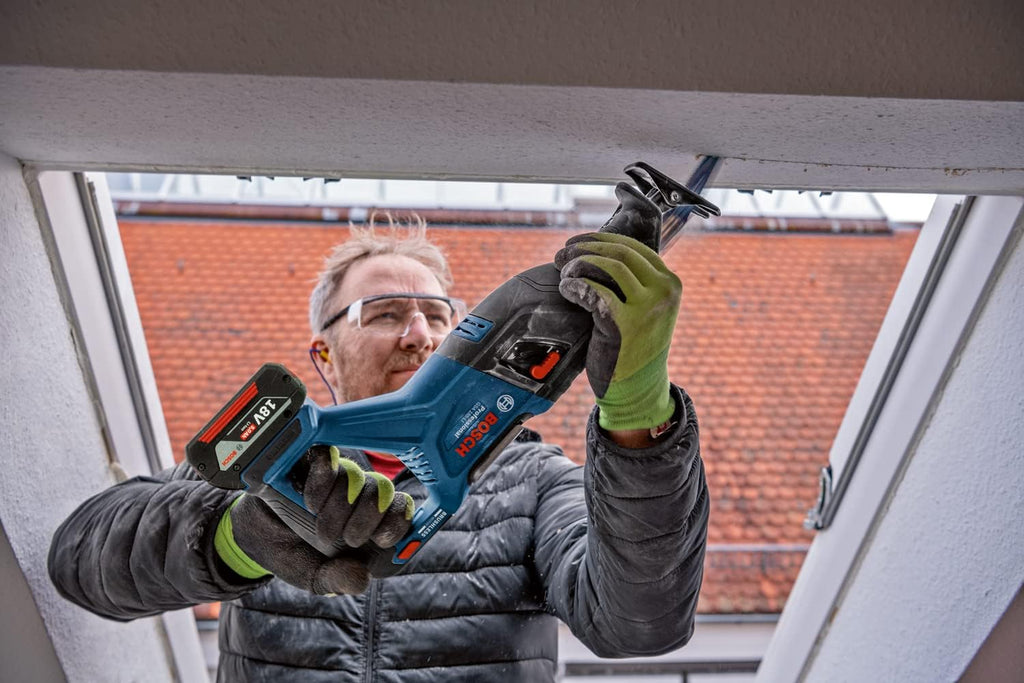 Bosch Professional BITURBO Cordless Reciprocating Saw GSA 18V-28 (Batteries and Charger not Included, in L-BOXX) 06016C0001