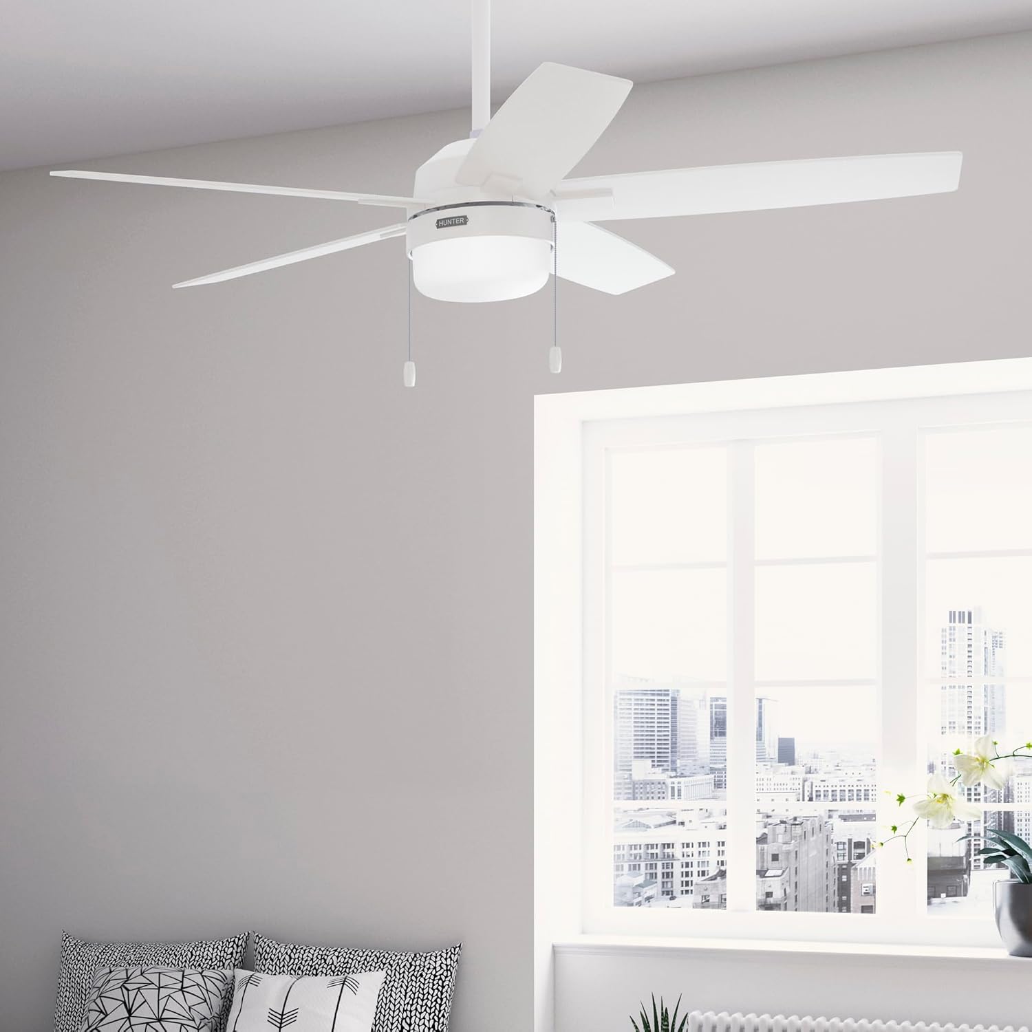 Hunter Fan 52 Inch Fresh White Indoor Ceiling fan with LED Light and Pull Chain for Bedroom, Living Room, Office, Basement, Kitchen, Dining Room (Renewed), CC5C27C73