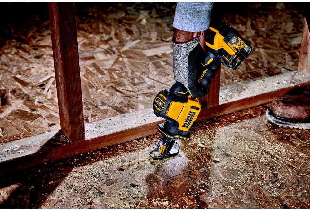 DEWALT DCS369B ATOMIC 20V MAX Cordless One-Handed Reciprocating Saw (Tool Only) (Renewed)