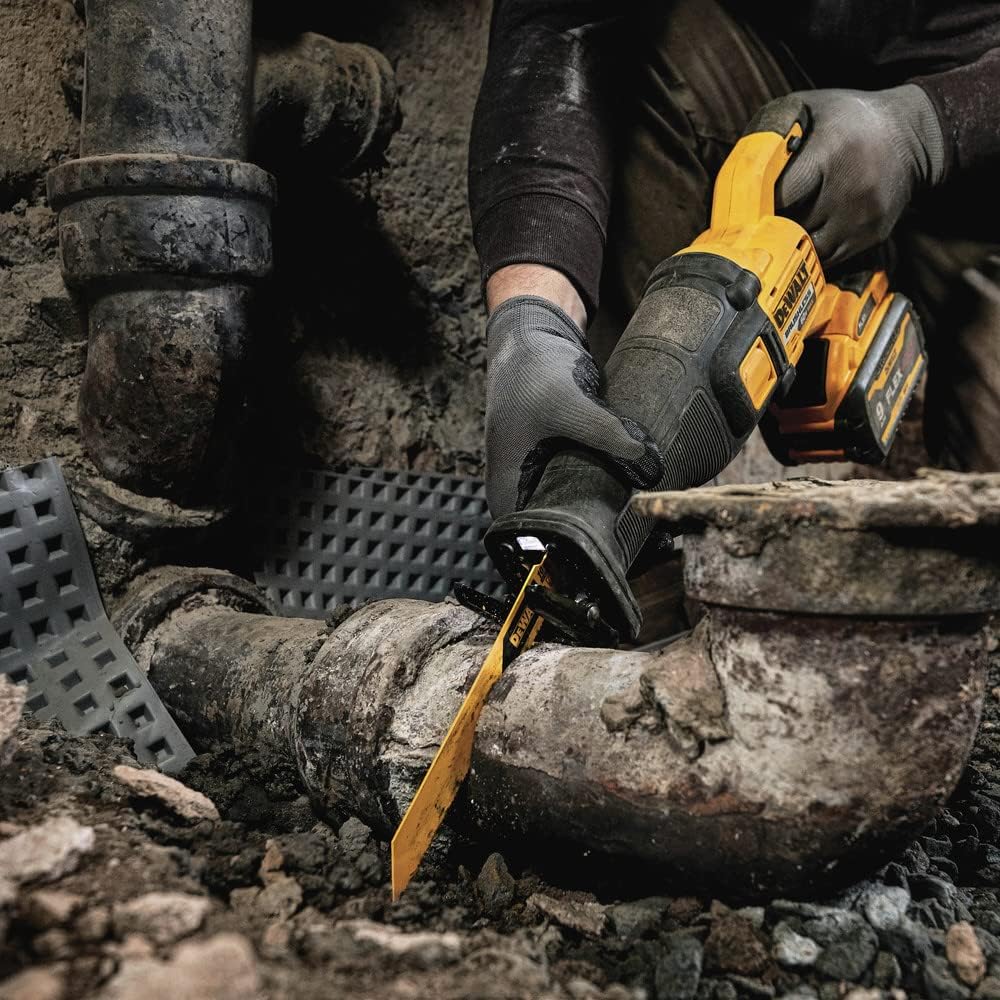 DEWALT FLEXVOLT 60V MAX* Reciprocating Saw, Cordless Kit (DCS389X1)