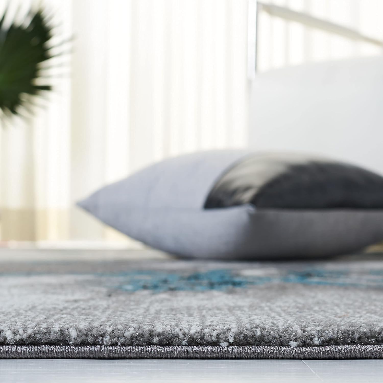 SAFAVIEH Glacier Collection Area Rug - 6'7' x 9', Blue & Grey, Abstract Design, Non-Shedding & Easy Care, Ideal for High Traffic Areas in Living Room, Bedroom (GLA127M)