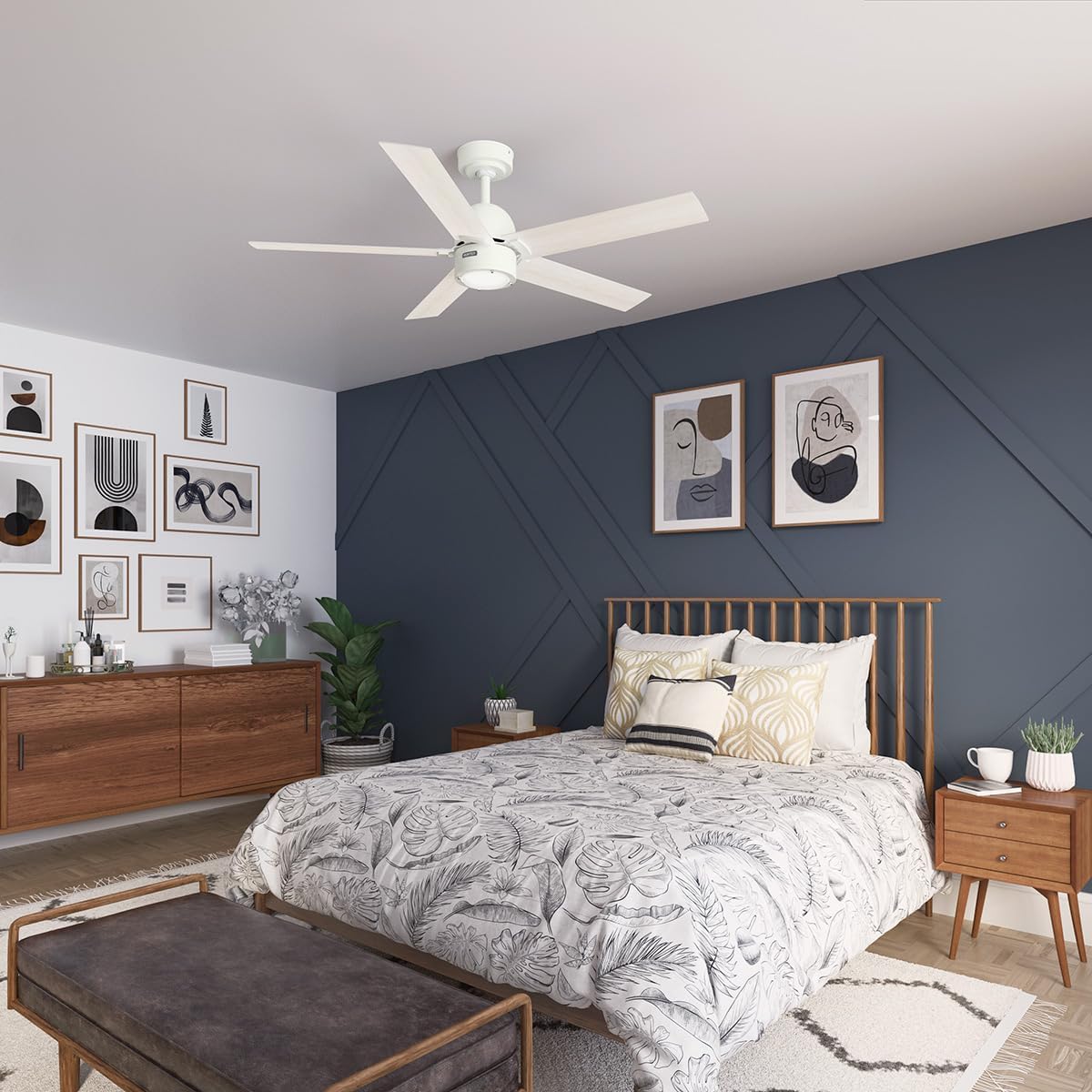 Hunter Fan 52 Inch Fresh White Indoor Ceiling fan with Light and Remote for Bedroom, Living Room, Office, Kitchen (Renewed)