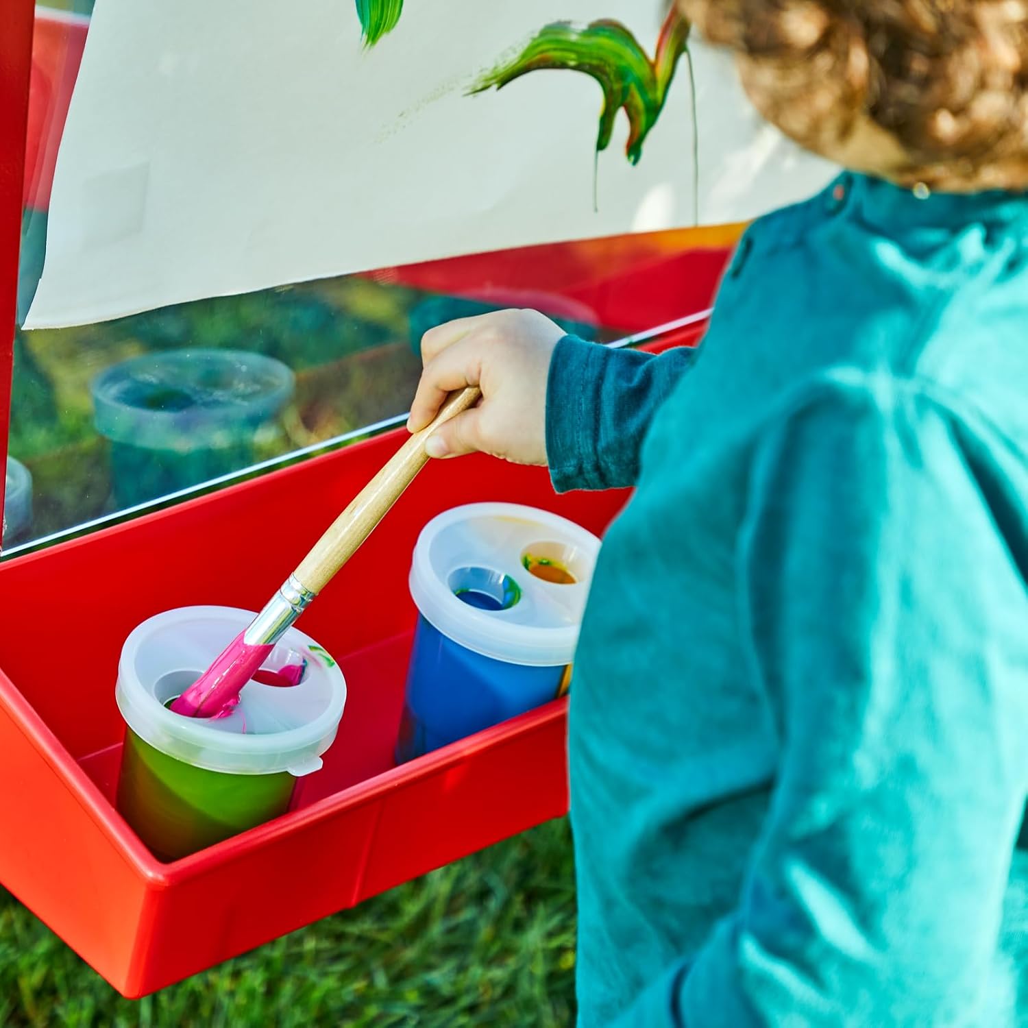 Colorations 4WAPE Adjustable Indoor-Outdoor Metal Frame Easel with Paint-on Acrylic Panels for Four Children