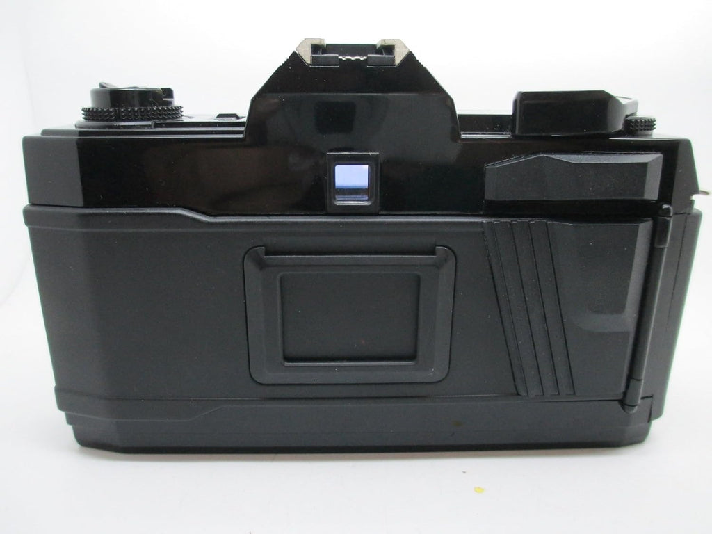 Nishika N8000 35mm 3-D Camera Quadra Lens Quadrascopic Stereo 3D Lenticular System by NISHIKA 3D (Renewed)