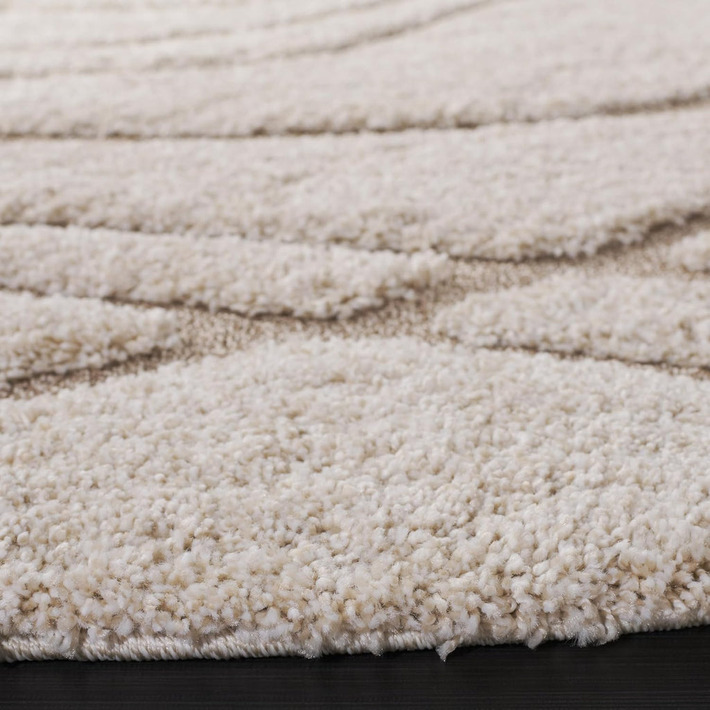 SAFAVIEH Florida Shag Collection Runner Rug - 2'3' x 17', Cream & Beige, Non-Shedding & Easy Care, 1.2-inch Thick Ideal for High Traffic Areas in Living Room, Bedroom (SG471-1113)