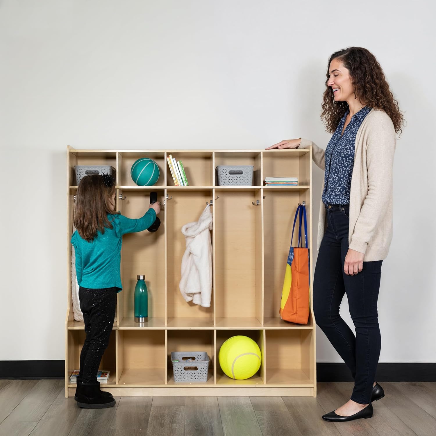 Flash Furniture Hercules Wooden 5-Section School Coat Locker with Bench, Cubbies, and Storage Hooks, Preschool Cubby Organizer, 48'H x 48'L, Natural