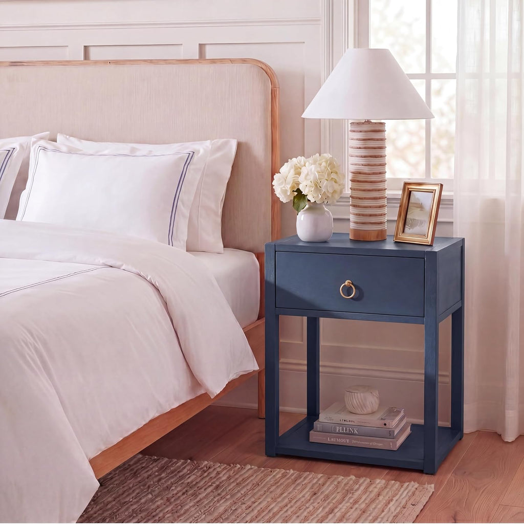 SAFAVIEH Furniture - Sadie 1-Drawer Nightstand - Navy - Wood - Glam Gold Hardware Design - Ideal for Bedroom, 21'W x 17.2'D x 26'H - Fully Assembled (NST9201A)