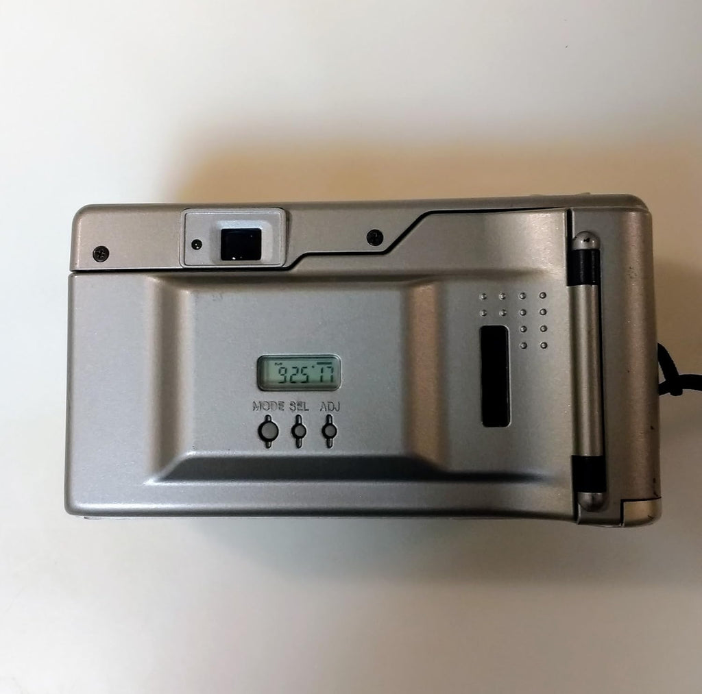 Minolta Zoom 80 Quartz Date 35mm Film Camera