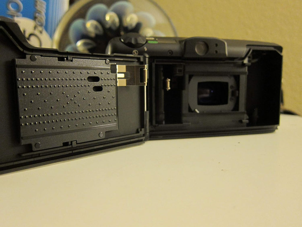 Canon Sure Shot 105 Zoom 35mm Camera