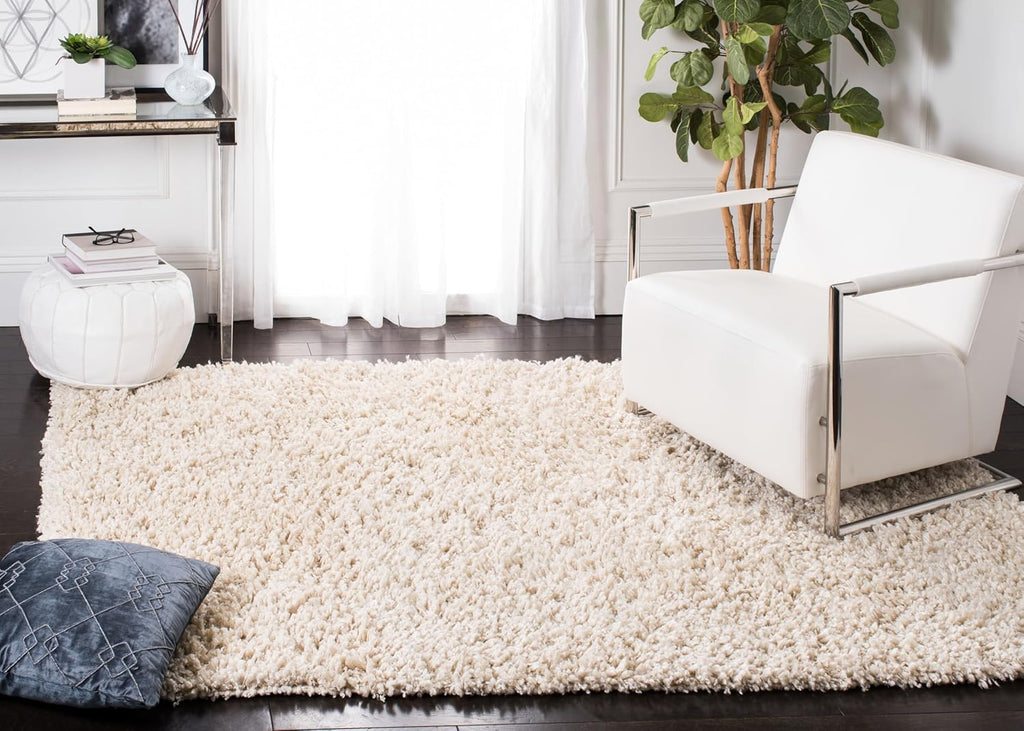 SAFAVIEH Sheep Shag Collection 5' x 8' Ivory SSG212A Handmade 1-inch Thick Area Rug