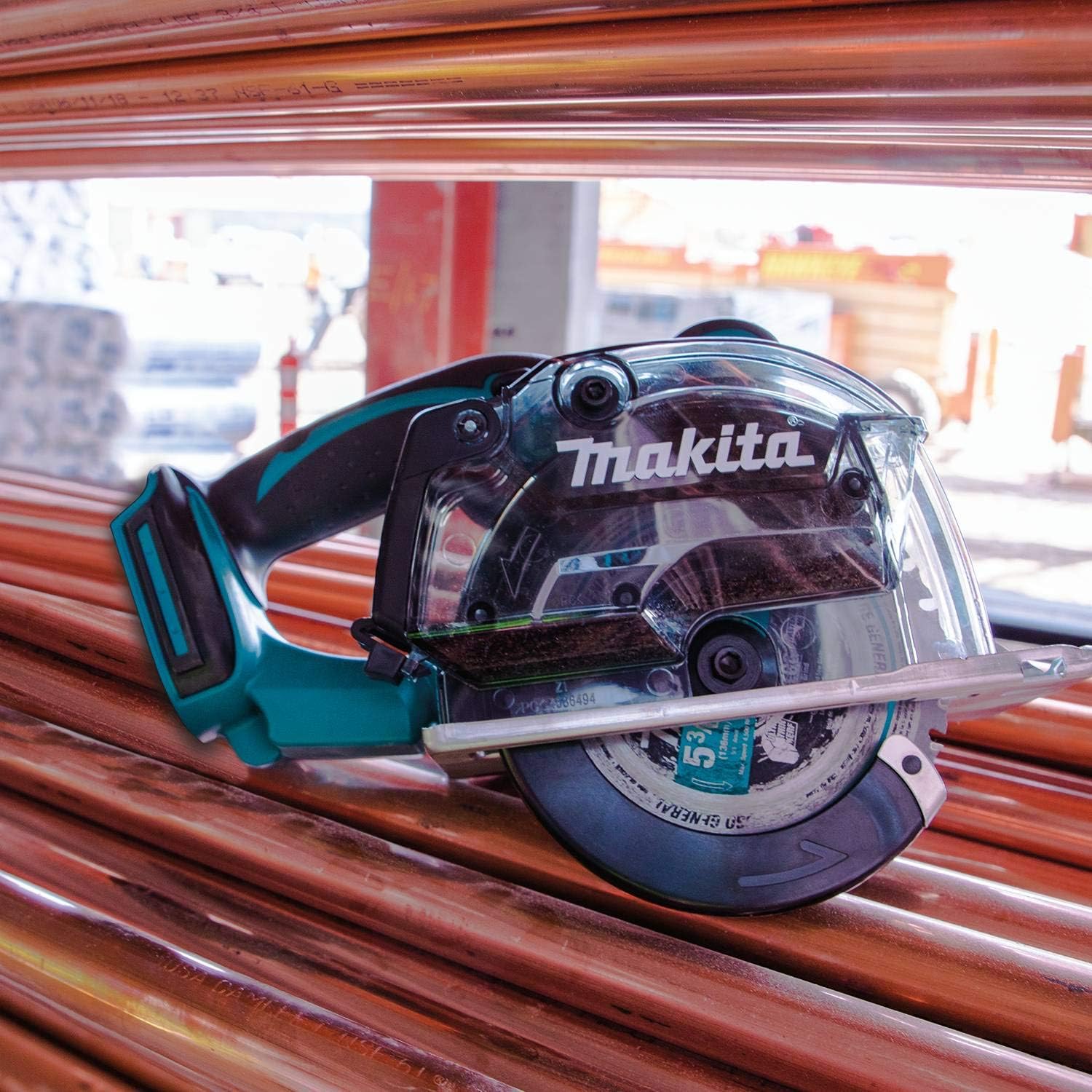 Makita XSC03Z 18V LXT Lithium-Ion Cordless 5-3/8' Metal Cutting Saw, Bare Tool, no battery