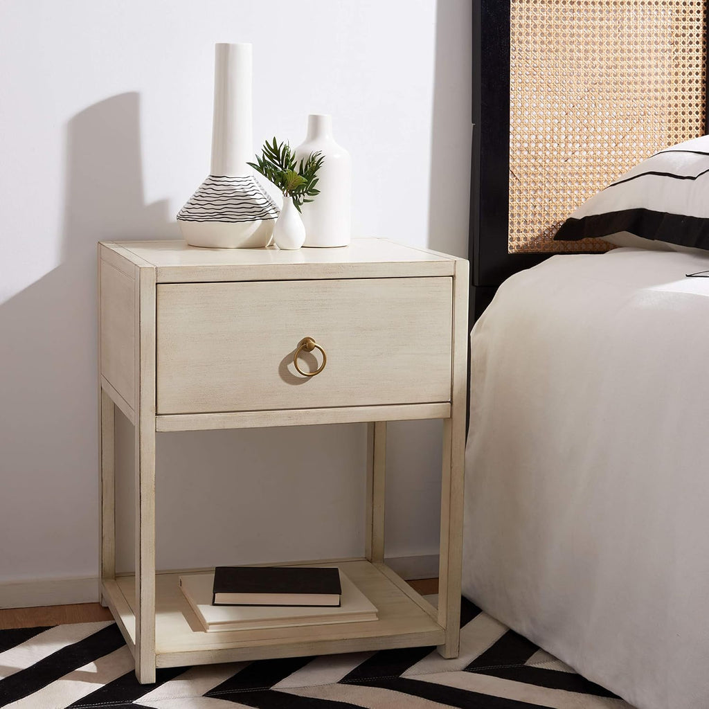 SAFAVIEH Furniture - Sadie 1-Drawer Nightstand - Antique & White - Wood - Glam Gold Hardware Design - Ideal for Bedroom, 21'W x 17.2'D x 26'H - Fully Assembled (NST9201B)