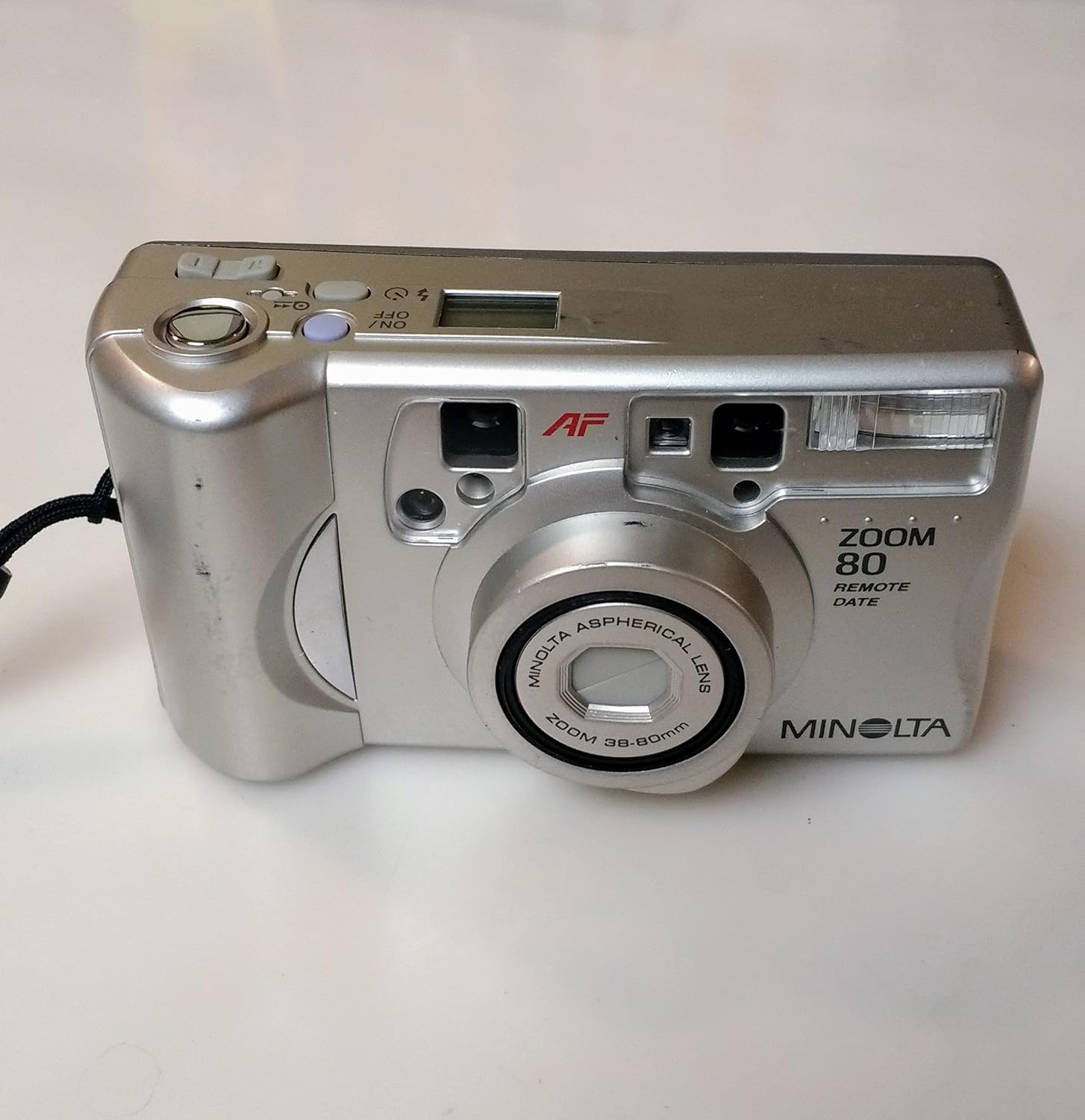 Minolta Zoom 80 Quartz Date 35mm Film Camera
