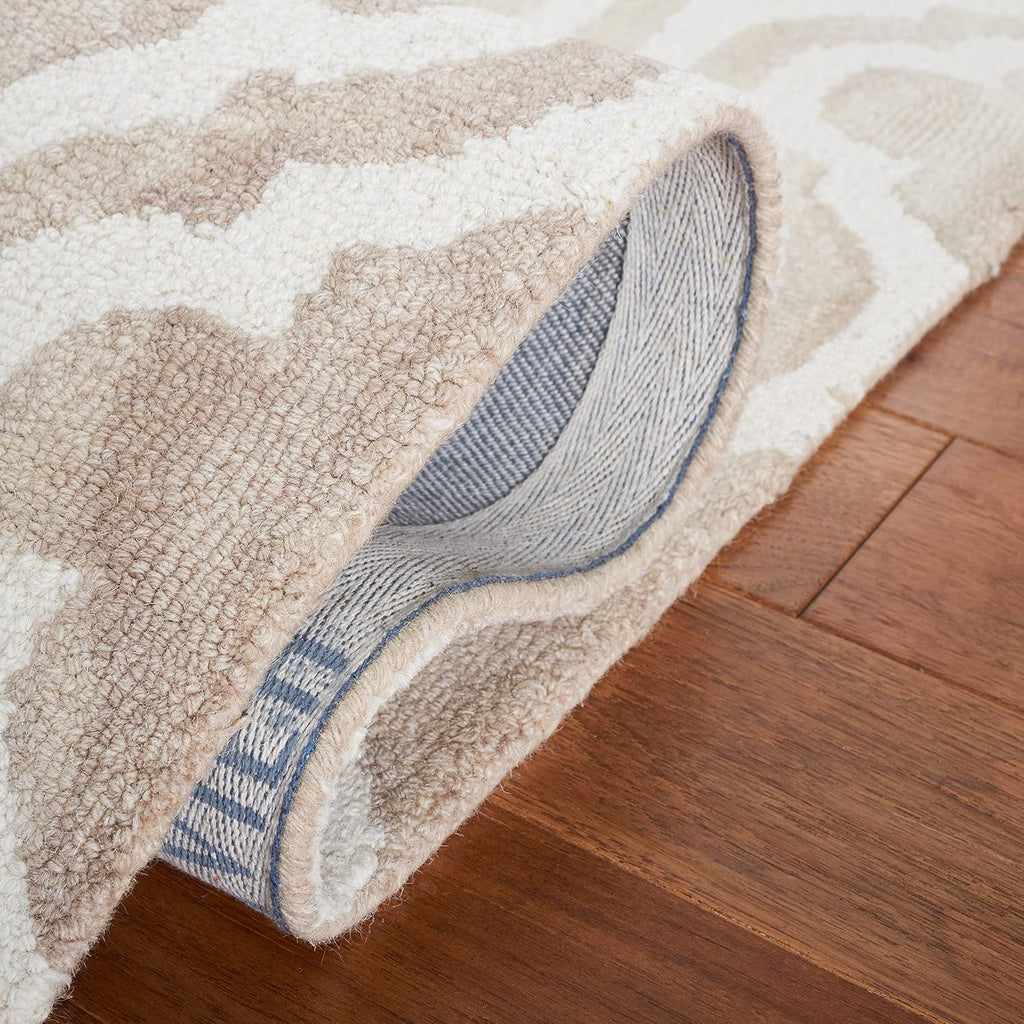 SAFAVIEH Dip Dye Collection Area Rug - 5' x 8', Beige & Ivory, Handmade Moroccan Watercolor Wool, Ideal for High Traffic Areas in Living Room, Bedroom (DDY537G)