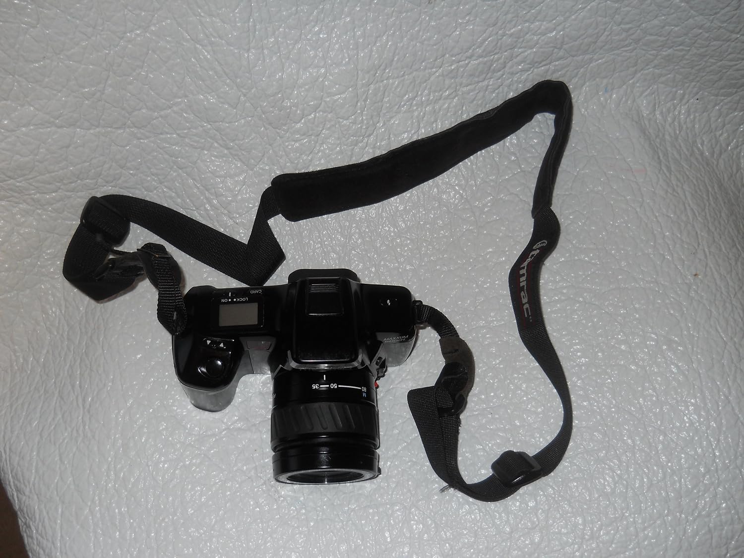 Minolta MAXXUM 5000i 35MM SLR Film camera with AF Lens Kit (Renewed)