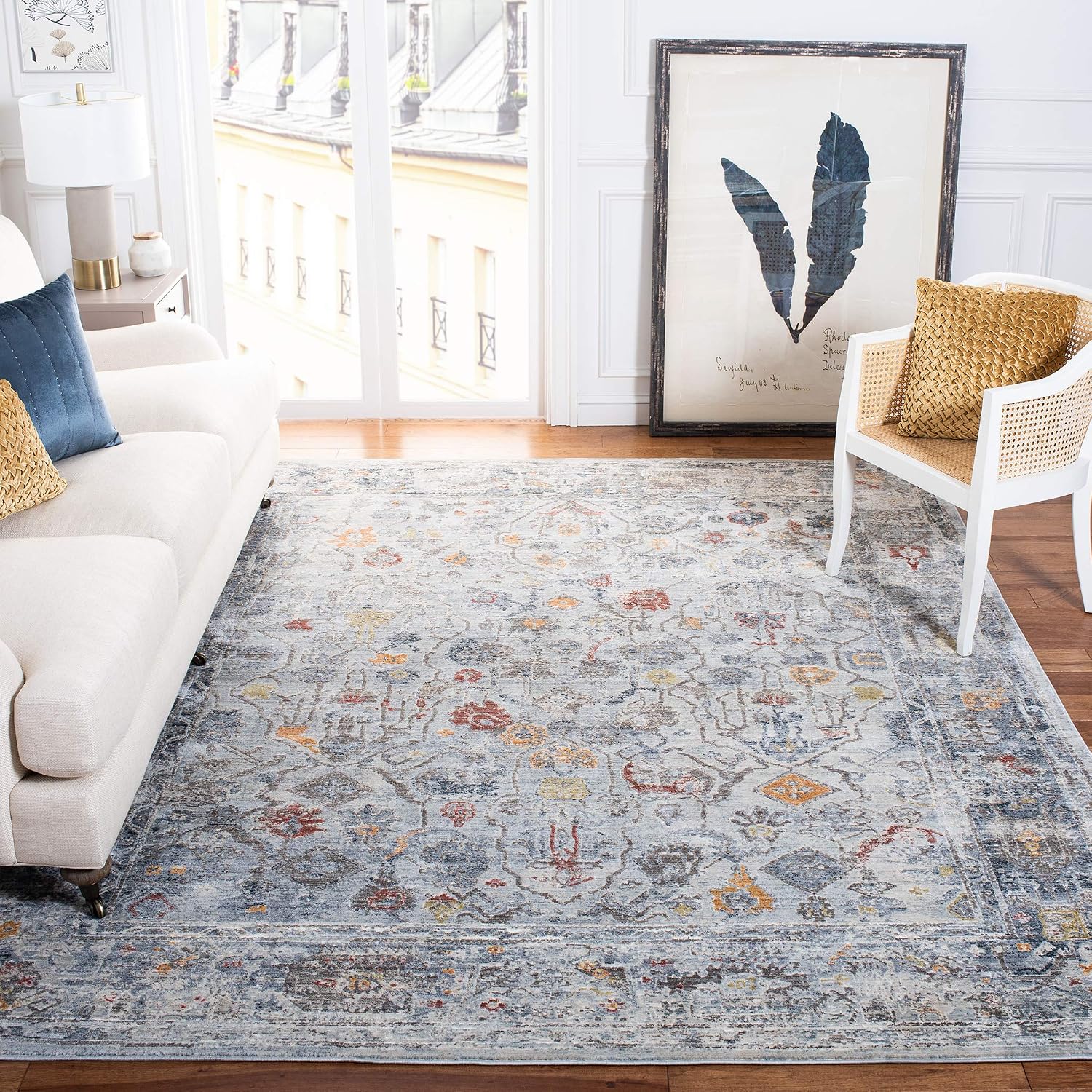 SAFAVIEH History Collection Area Rug - 9' x 12', Light Grey & Gold, Vintage Distressed Design, Non-Shedding & Easy Care, Ideal for High Traffic Areas in Living Room, Bedroom (HIS546F)