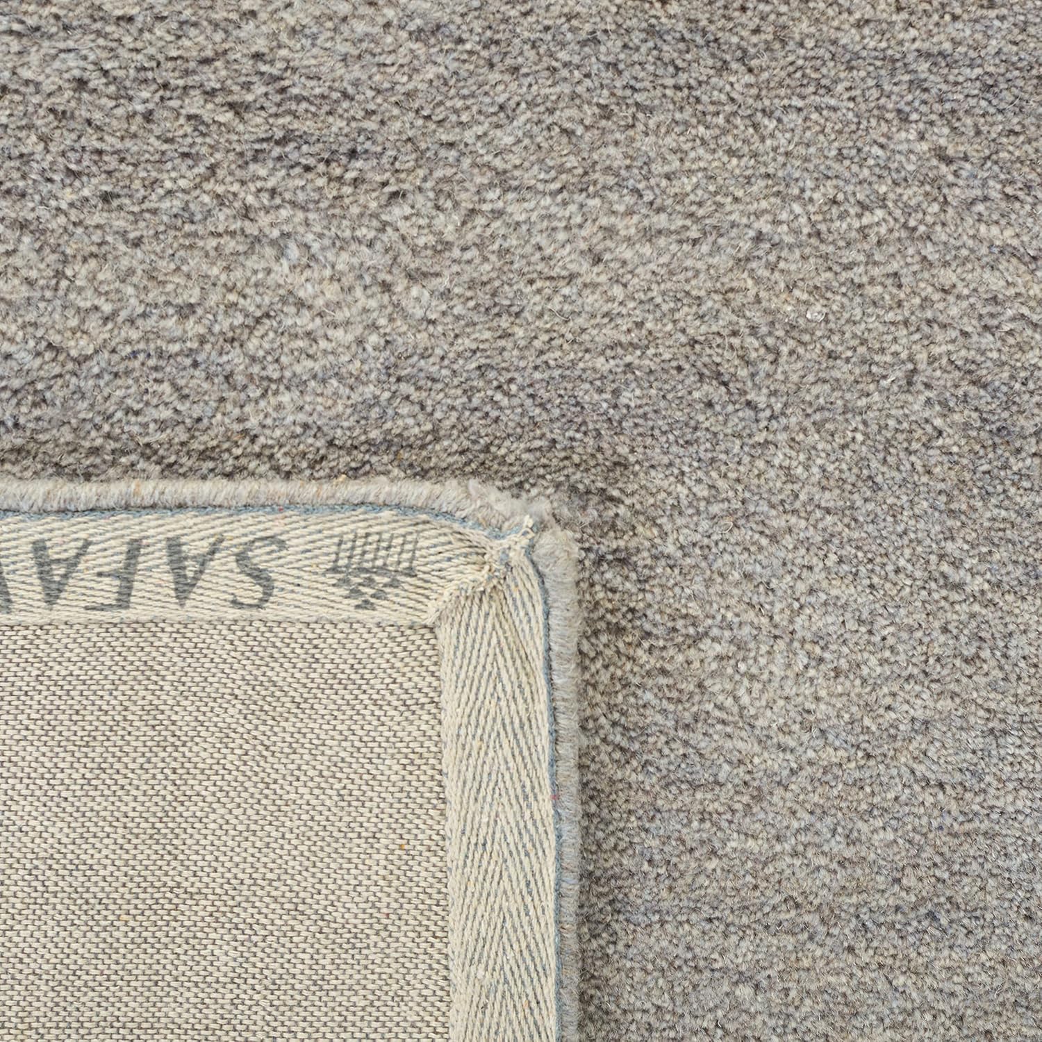 SAFAVIEH Himalaya Collection Runner Rug - 2'3' x 18', Grey, Handmade Wool, Ideal for High Traffic Areas in Living Room, Bedroom (HIM610K)