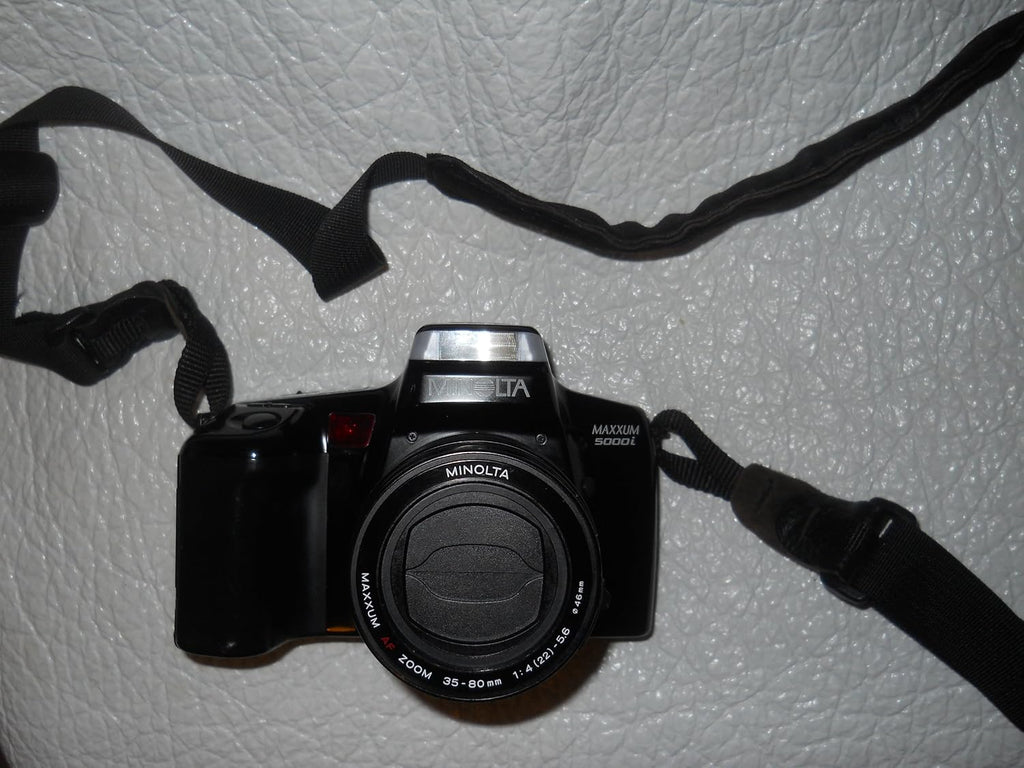 Minolta MAXXUM 5000i 35MM SLR Film camera with AF Lens Kit (Renewed)