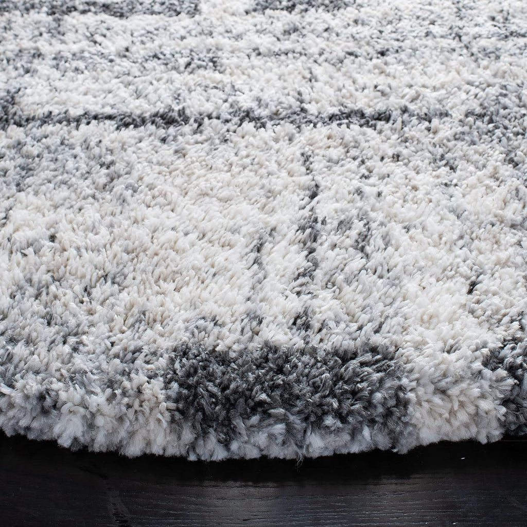 SAFAVIEH Fontana Shag Collection Area Rug - 6'7' Square, Ivory & Grey, Modern Design, Non-Shedding & Easy Care, 2-inch Thick Ideal for High Traffic Areas in Living Room, Bedroom (FNT855A)