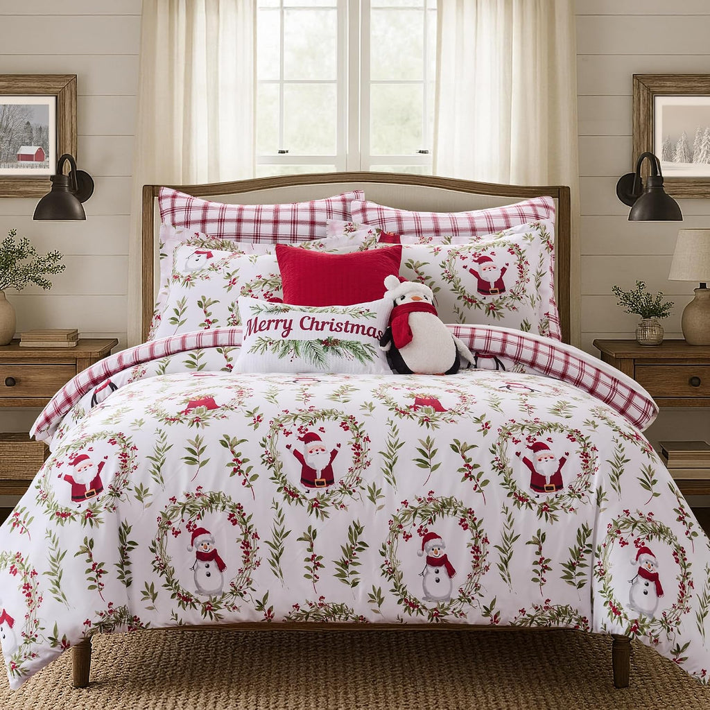 Levtex Home - Pine & Plaid Comforter Set - Full/Queen Comforter (90x94in.) + Two Shams (20x26in.) - Holiday Wreaths - White Red Green - Reversible - Polyester