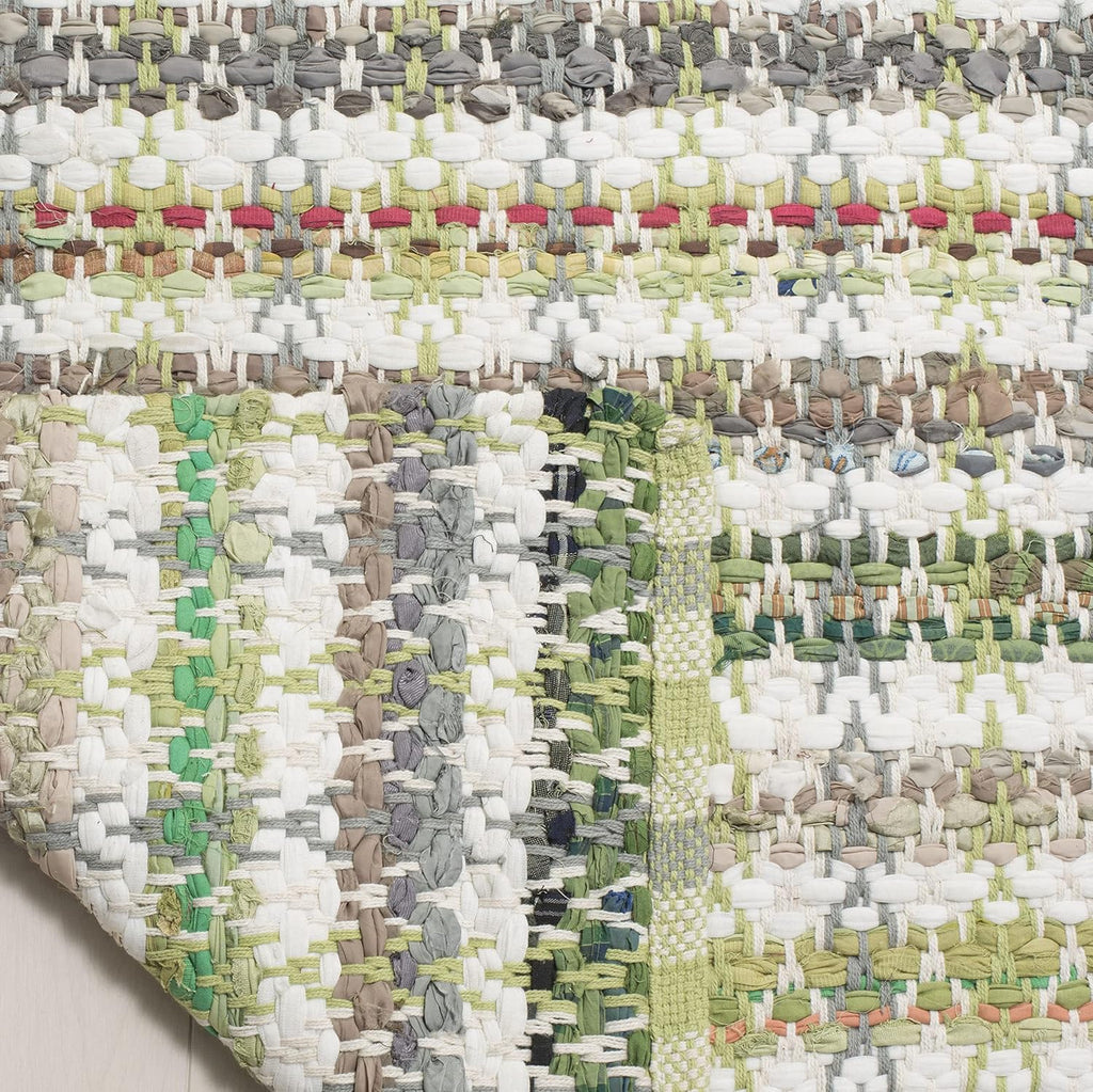 SAFAVIEH Montauk Collection Area Rug - 5' x 8', Green & Multi, Handmade Cotton, Ideal for High Traffic Areas in Living Room, Bedroom (MTK950G)