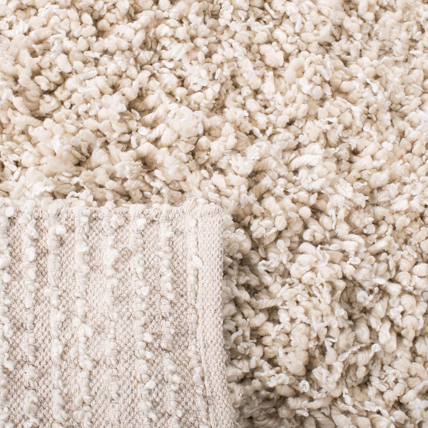 SAFAVIEH Sheep Shag Collection 5' x 8' Ivory SSG212A Handmade 1-inch Thick Area Rug