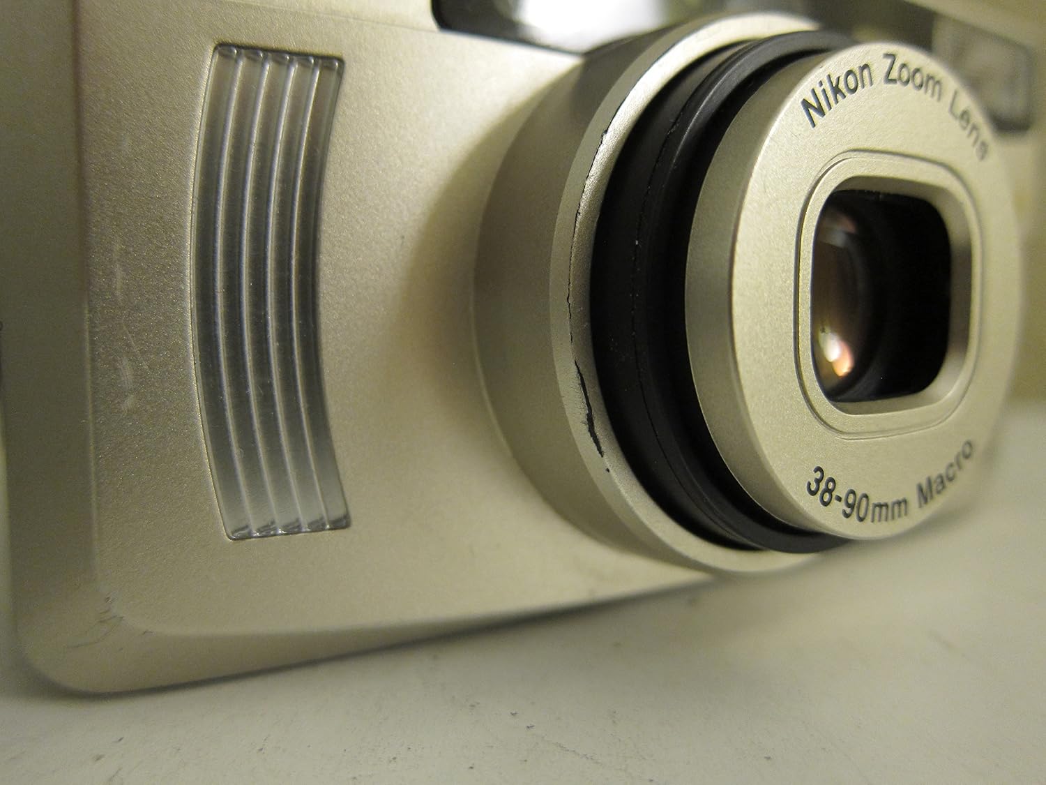 Nikon One Touch 90s QD Zoom Date 35mm Camera
