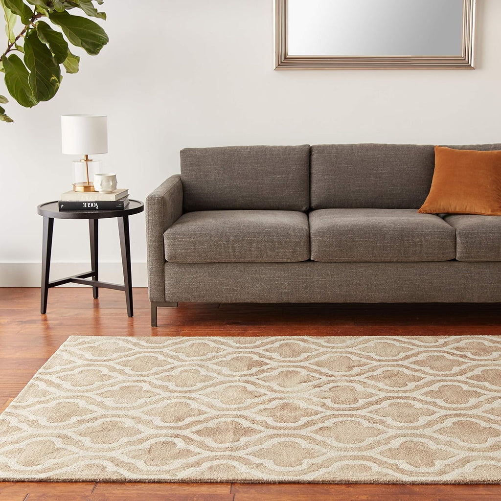 SAFAVIEH Dip Dye Collection Area Rug - 5' x 8', Beige & Ivory, Handmade Moroccan Watercolor Wool, Ideal for High Traffic Areas in Living Room, Bedroom (DDY537G)