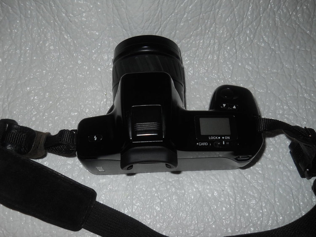 Minolta MAXXUM 5000i 35MM SLR Film camera with AF Lens Kit (Renewed)