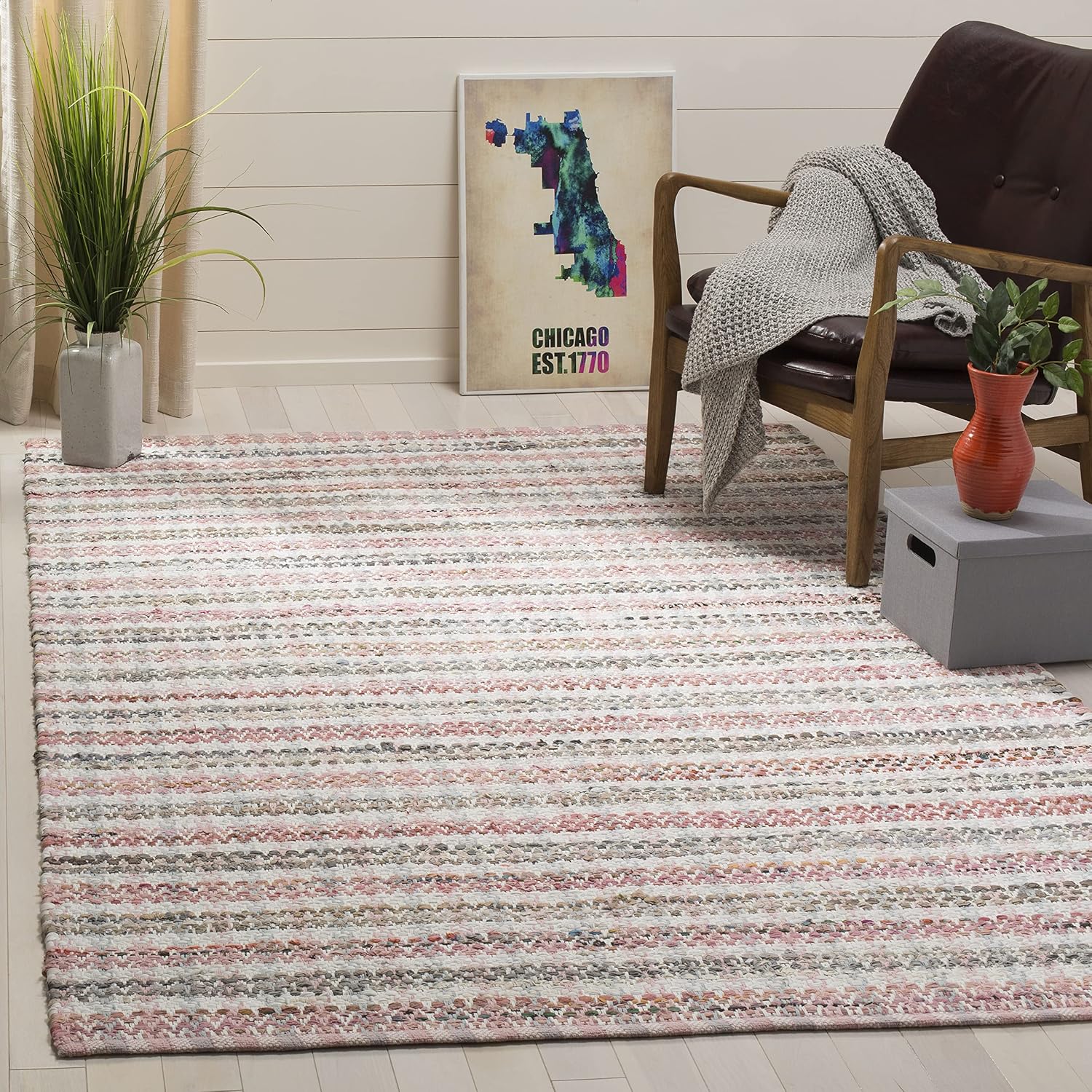 SAFAVIEH Area Rug 8x10 - Montauk Collection - Large - Pink & Multi, Handmade Cotton, Ideal for Living Room, Bedroom, Office, Dining Space (MTK950D)