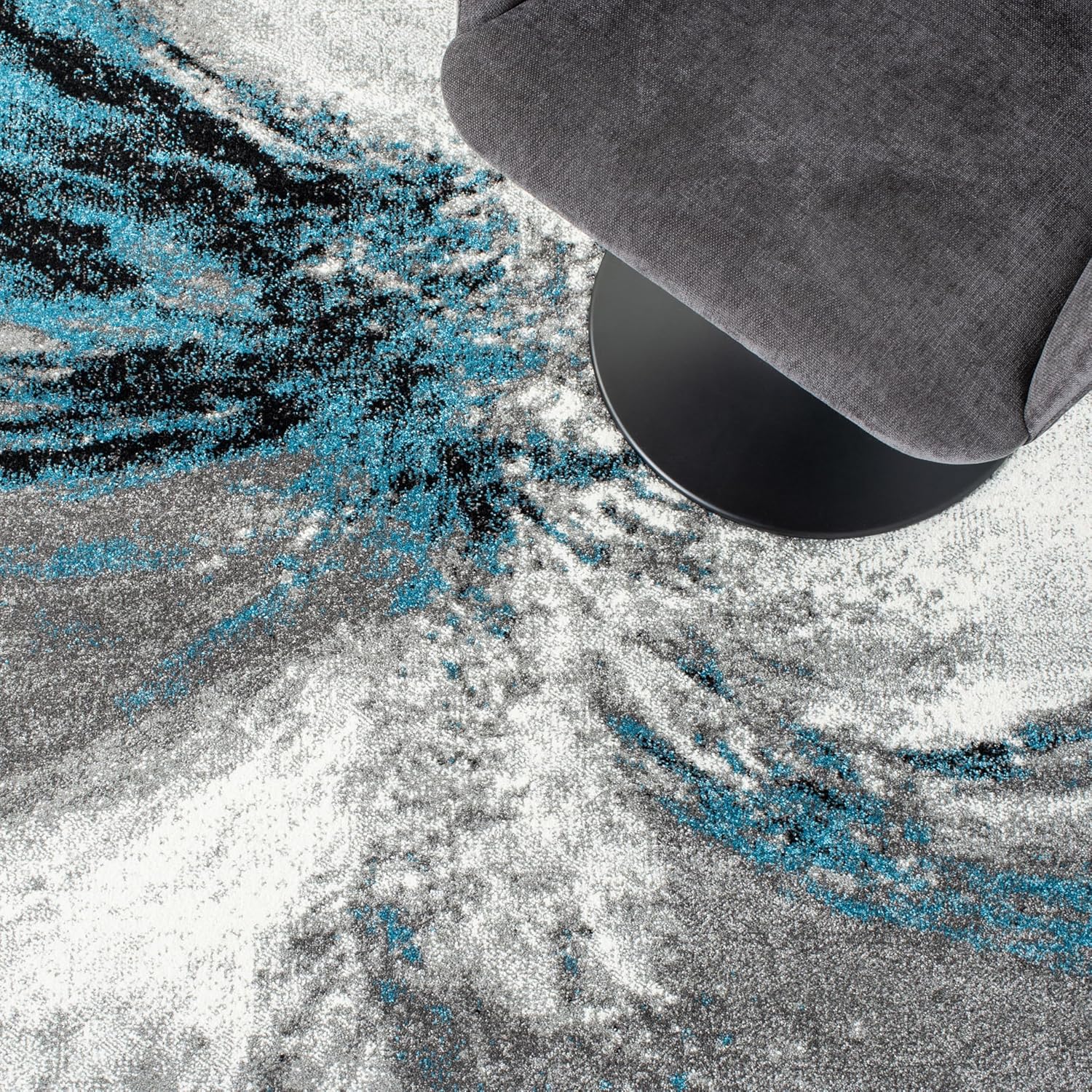 SAFAVIEH Glacier Collection Accent Rug - 2'3' x 4', Blue & Grey, Abstract Design, Non-Shedding & Easy Care, Ideal for High Traffic Areas in Entryway, Living Room, Bedroom (GLA127M)