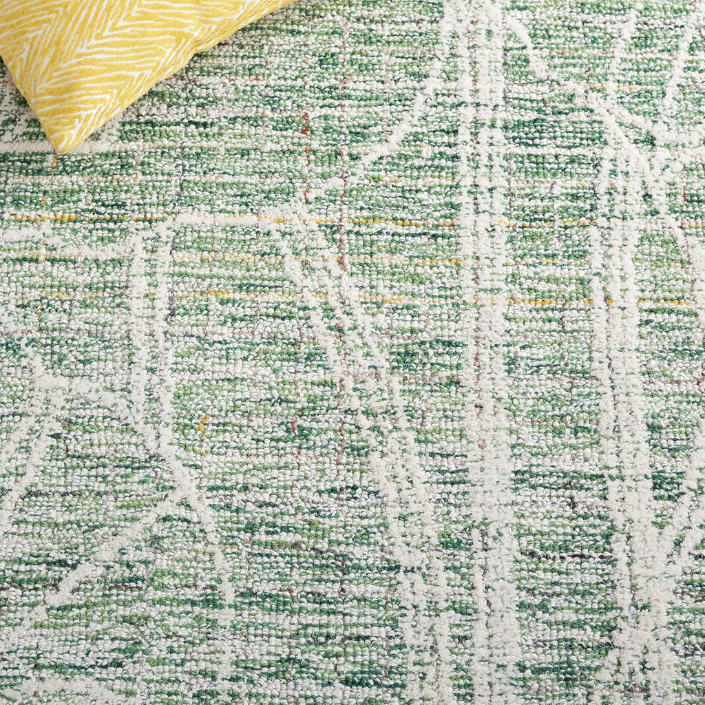 SAFAVIEH Metro Collection Accent Rug - 4' x 6', Green & Ivory, Handmade Floral Wool, Ideal for High Traffic Areas in Entryway, Living Room, Bedroom (MET875Y)
