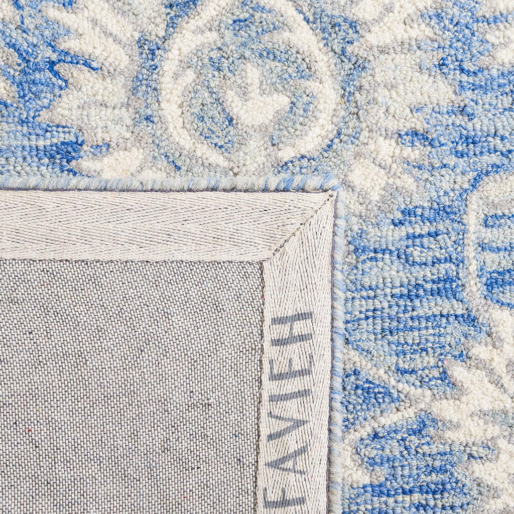 SAFAVIEH Micro-Loop Collection Area Rug - 5' x 8', Blue & Ivory, Handmade Wool, Ideal for High Traffic Areas in Living Room, Bedroom (MLP536M)