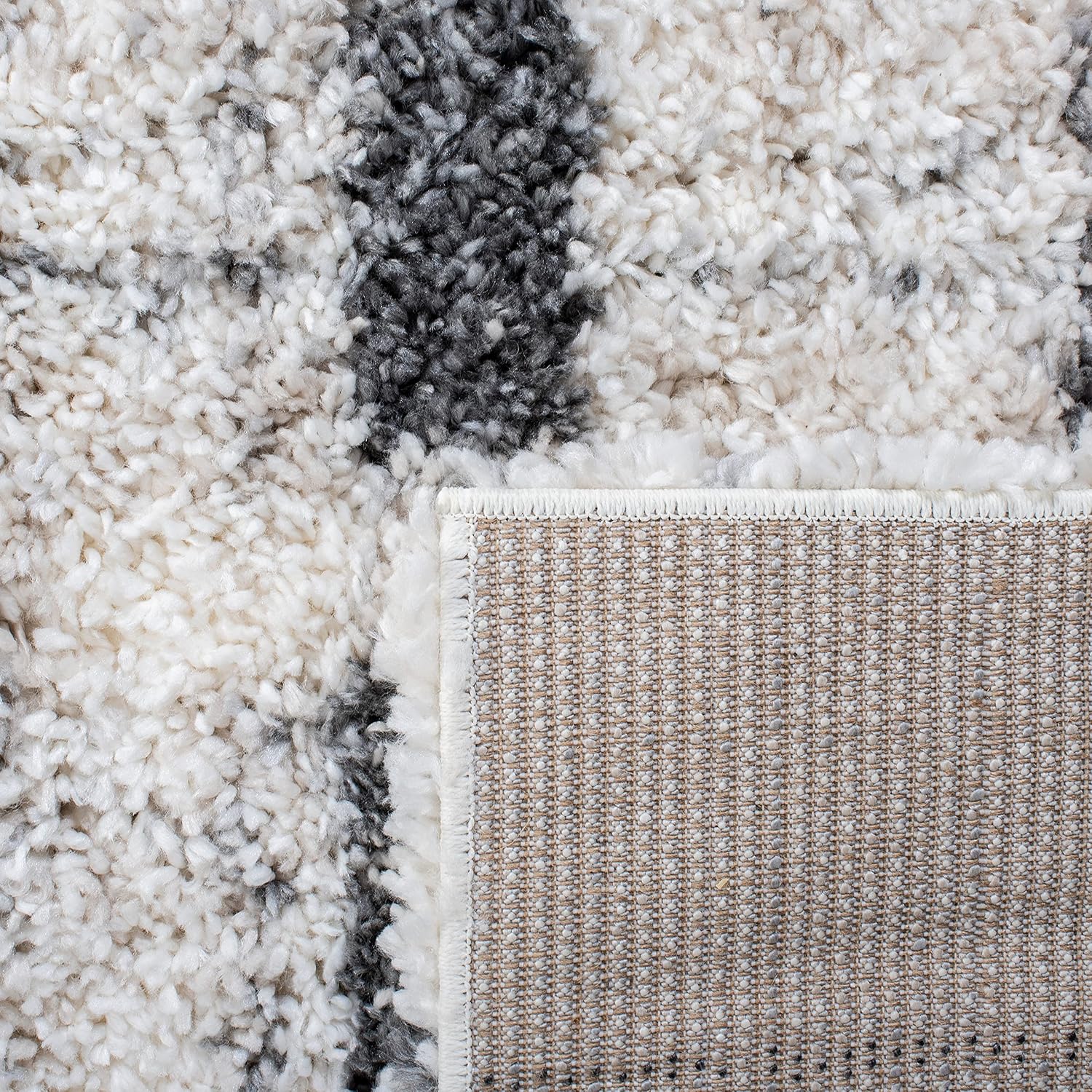 SAFAVIEH Fontana Shag Collection Area Rug - 6'7' Square, Ivory & Grey, Modern Design, Non-Shedding & Easy Care, 2-inch Thick Ideal for High Traffic Areas in Living Room, Bedroom (FNT855A)