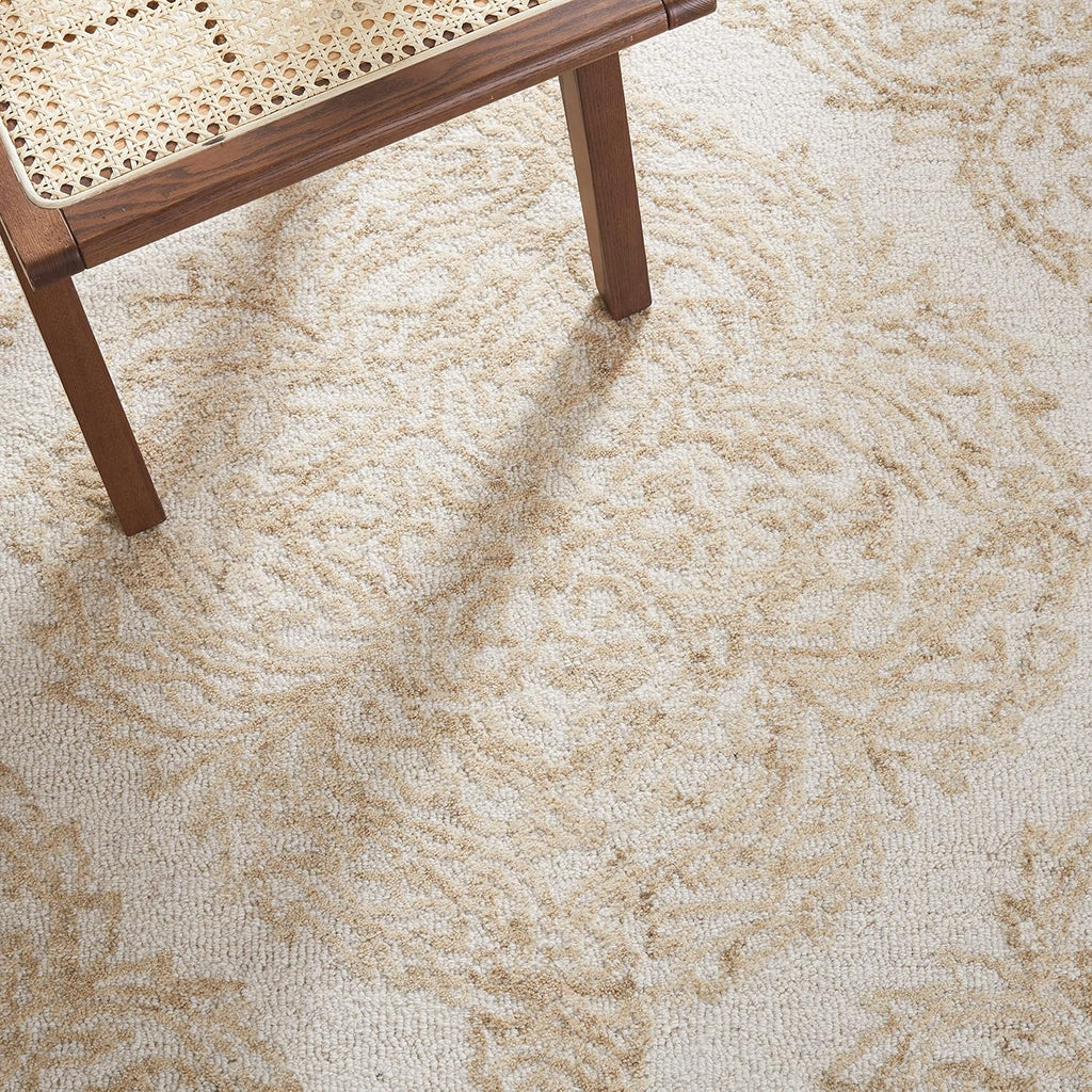 SAFAVIEH Abstract Collection Accent Rug - 2' x 3', Ivory & Beige, Handmade Wool, Ideal for High Traffic Areas in Entryway, Living Room, Bedroom (ABT346B)
